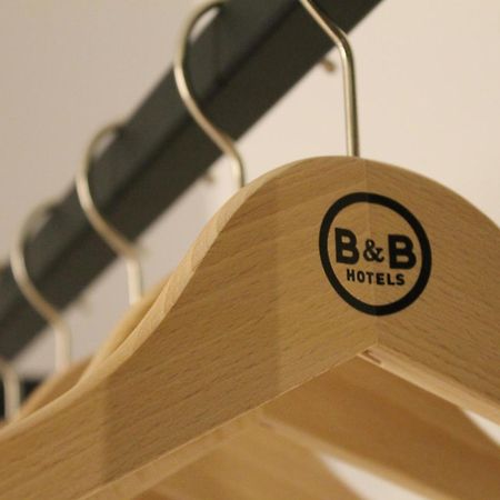 B&B Hotel Lyon Saint-Bonnet Mi-Plaine Екстериор снимка